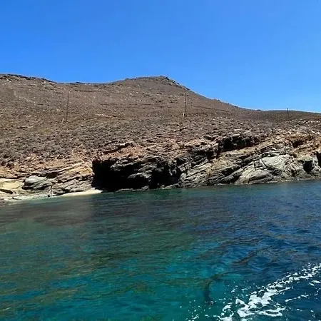 On The Agapiani Sea 아파트